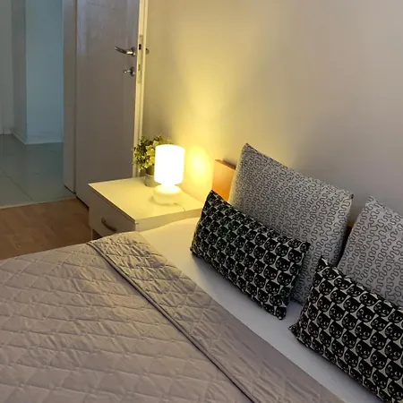 Апартаменти Arss Main Square *