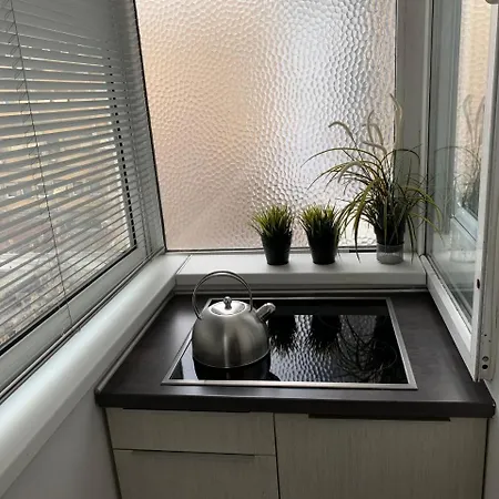 Arss Main Square Апартаменти